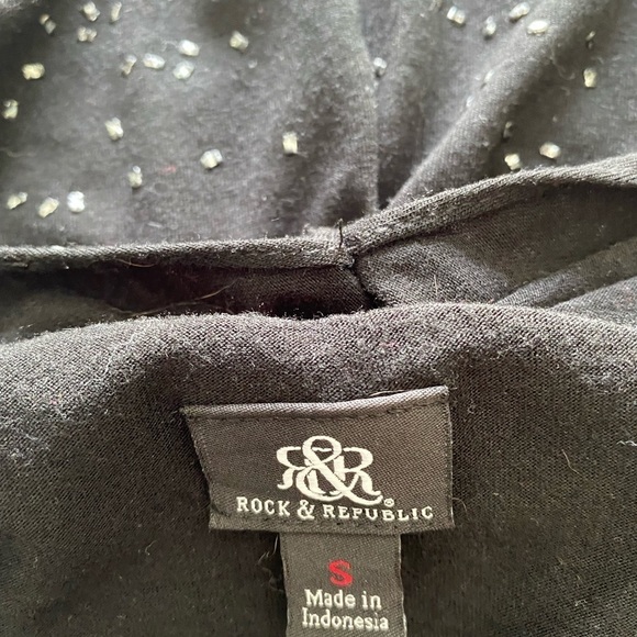 Black sparkly racerback tank. Rock & Republic, size small. - Picture 3 of 3